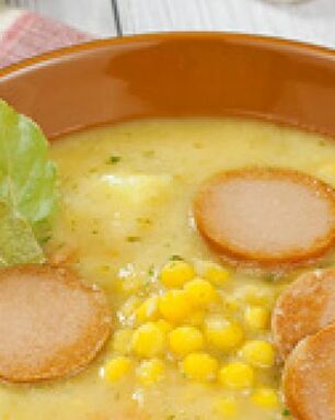 Гороховый суп с колбасой