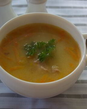 Гороховый суп с копченым окороком