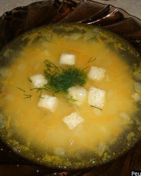 Гороховый суп с копчеными ребрышками