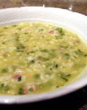 Суп из риса и гороха