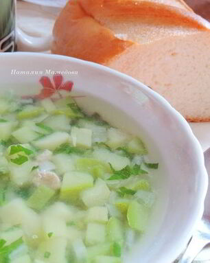 Кабачково-картофельный суп с индейкой