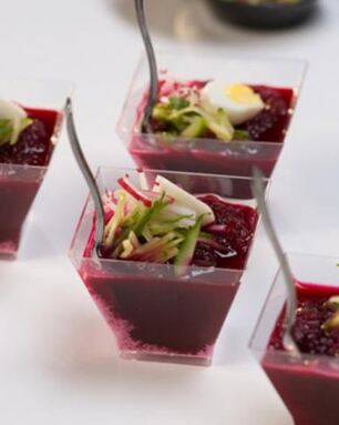 Холодный суп из свеклы