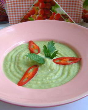 Крем суп из брокколи со сливками