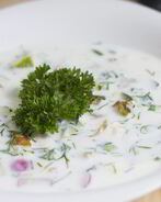 Окрошка на кефире с жареной картошкой