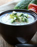 Окрошка на воде с вареной колбасой и майонезом