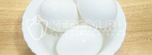 окрошка с курицей на квасе. Шаг 4