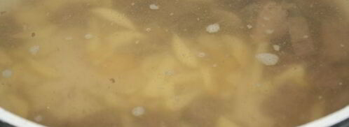 необычный рассольник с пшеничной крупой. Шаг 2