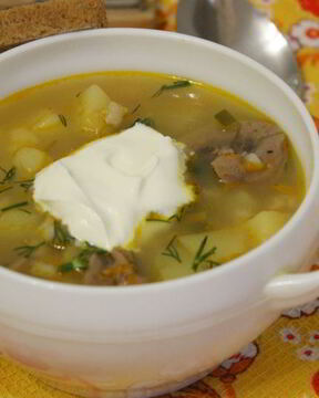 Рассольник с говяжьими почками