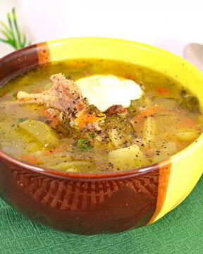 Рассольник с курицей и пшеном в мультиварке