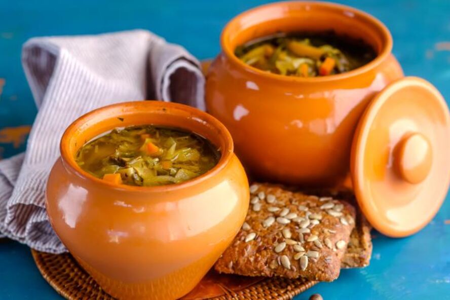 Рецепт постных щей из квашеной капусты с грибами