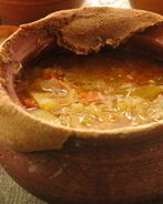 Щи на утином бульоне в горшочке