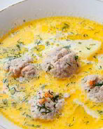 Сливочный суп с фрикадельками