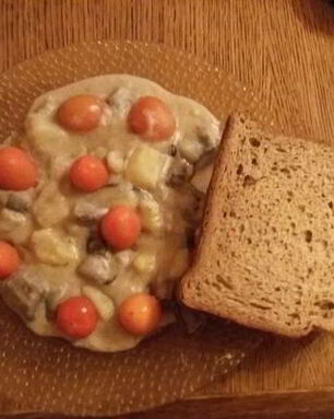 Грибная солянка с картошкой и сметаной