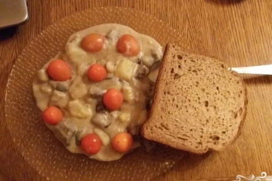 Рецепт грибной солянки с картошкой и сметаной