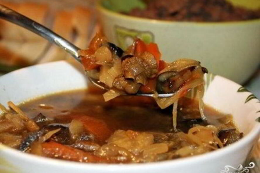 Рецепт солянки мясной с капустой