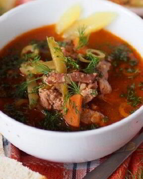 Солянка на бульоне из говядины