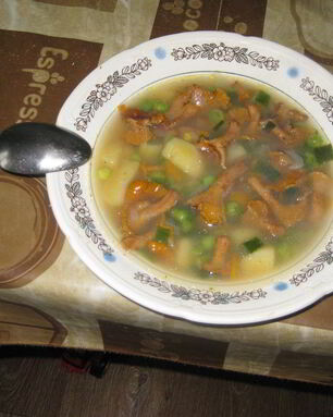 Суп грибной с лисичками
