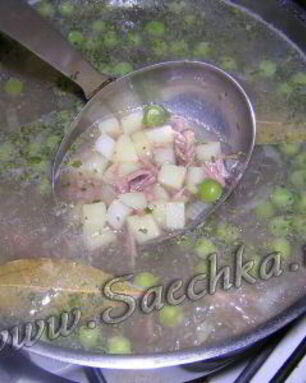 Суп из говядины с зеленым горошком