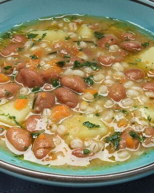 Суп из консервированной фасоли