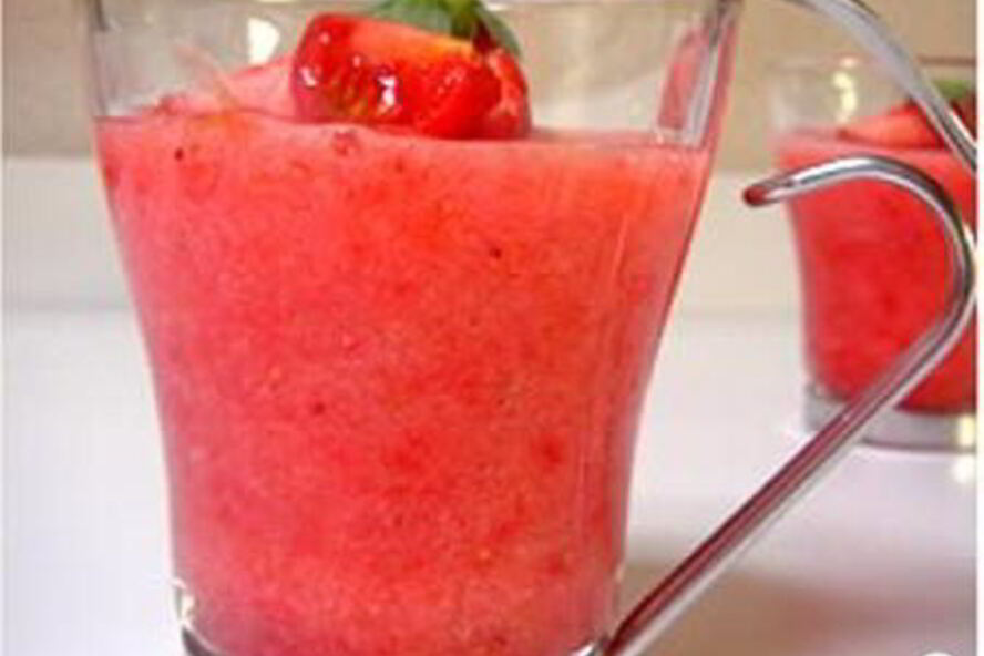 Рецепт клубничного супа-пюре