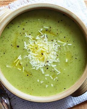 Суп пюре из кабачков со сливками