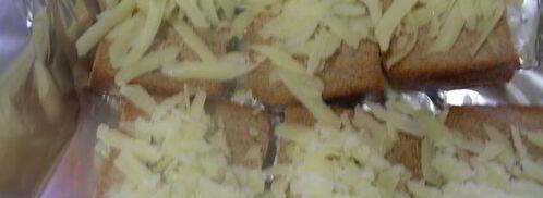 суп с карамелизированным луком, перловкой и листовой капустой. Шаг 7