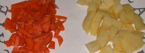 суп с картофелем, рисом свининой и цветной капустой. Шаг 32