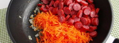 суп с охотничьими колбасками и фасолью. Шаг 12