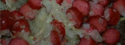 баварский пивной сырный суп с копчеными колбасками. Шаг 25