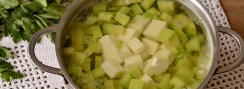 сырный суп-пюре с кабачком. Шаг 2