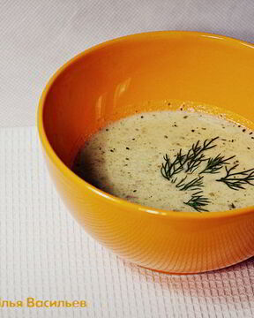 Сырный суп-пюре с шампиньонами и зеленой фасолью