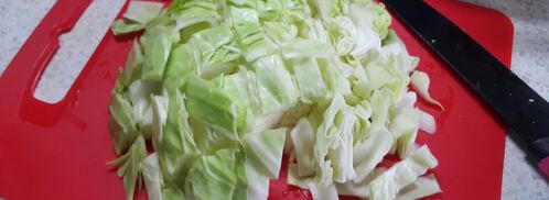 сырный суп с капустой курицей и плавленным сыром. Шаг 2