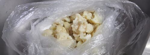 сырный суп с капустой курицей и плавленным сыром. Шаг 4