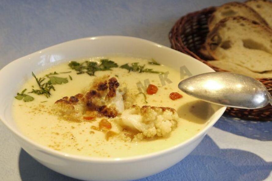 Рецепт сырного супа с цветной капустой и сливками