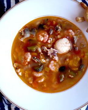 Средиземноморская уха с гриссини Жил отважный капитан