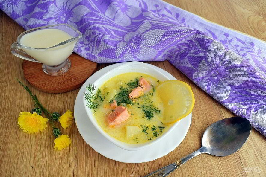 Рецепт ухи по-фински со сливками с лососем