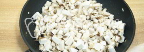 блины с курицей и грибами. Шаг 8