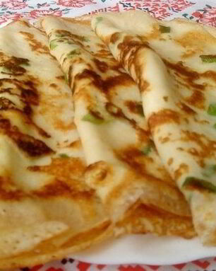 Блины с зеленым луком