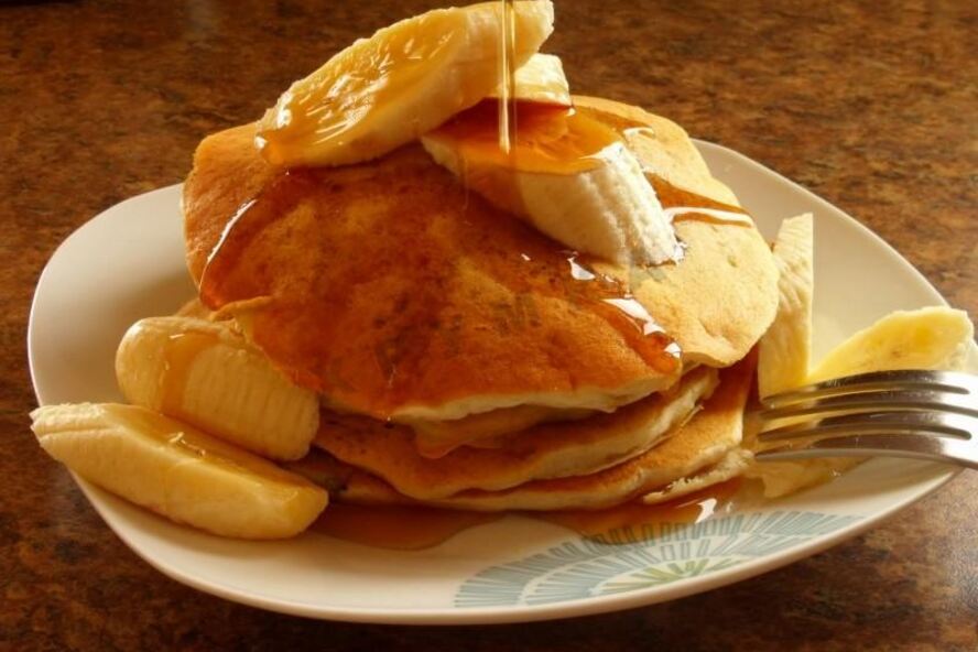 Рецепт тонких банановых панкейков без масла