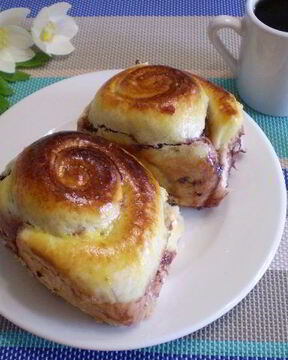 Булочки с вареньем