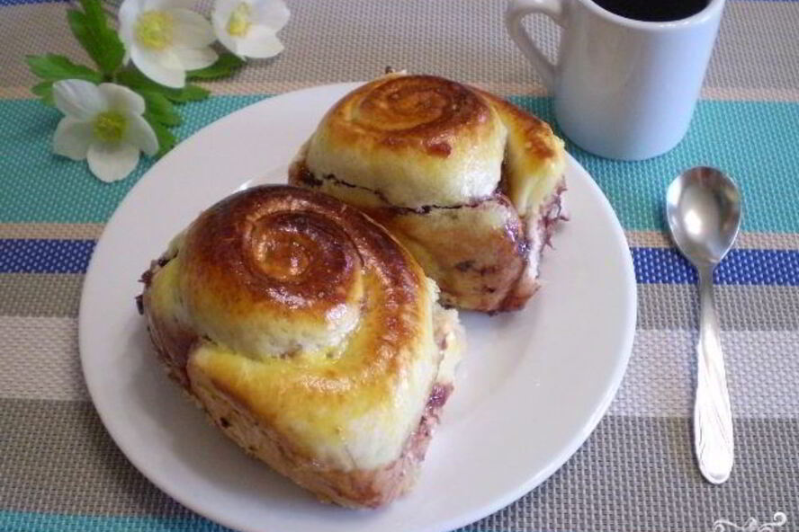 Рецепт булочек с вареньем