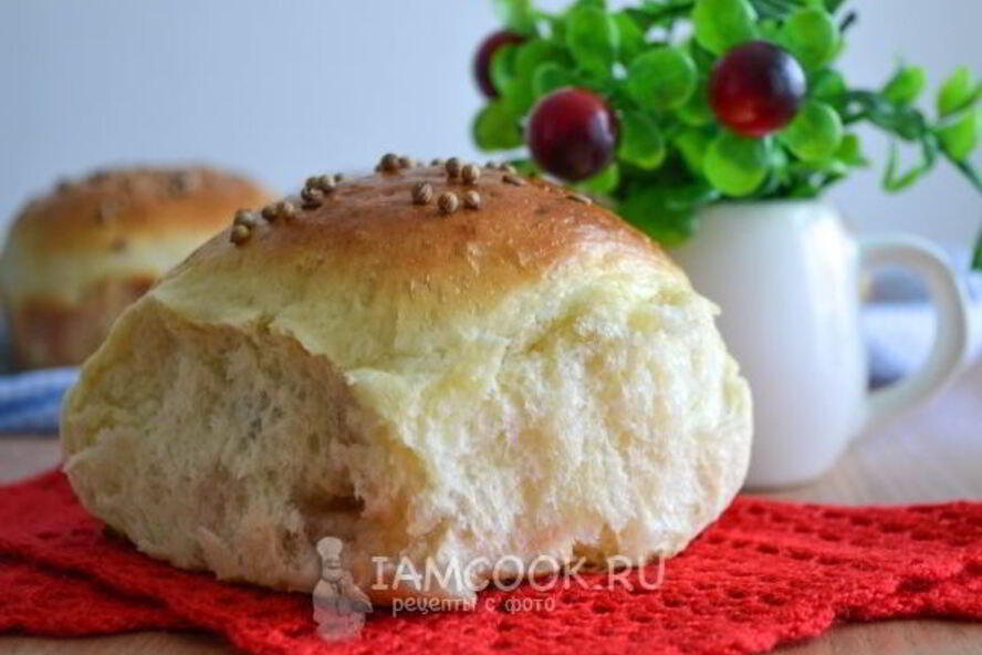 Рецепт булочек с вишней