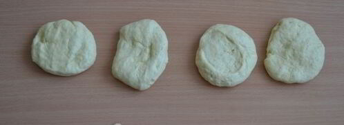 булочки с вишней. Шаг 10