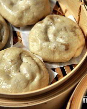 Булочки со свининой