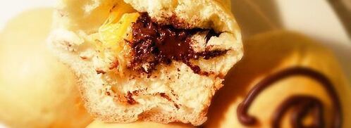 дрожжевые булочки с мандаринами и шоколадом. Шаг 13