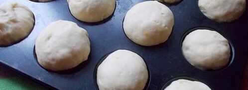 дрожжевые булочки с мандаринами и шоколадом. Шаг 10