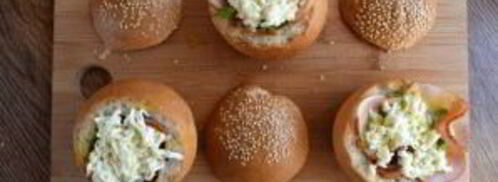 горячие булочки с яйцом и сыром. Шаг 5