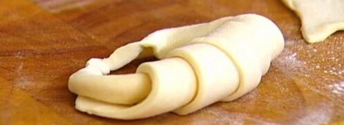 круассаны с конфитюром и шоколадным сыром. Шаг 3