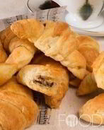 Круассаны с ореховой начинкой