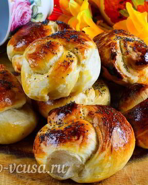 Сладкие булочки из дрожжевого теста